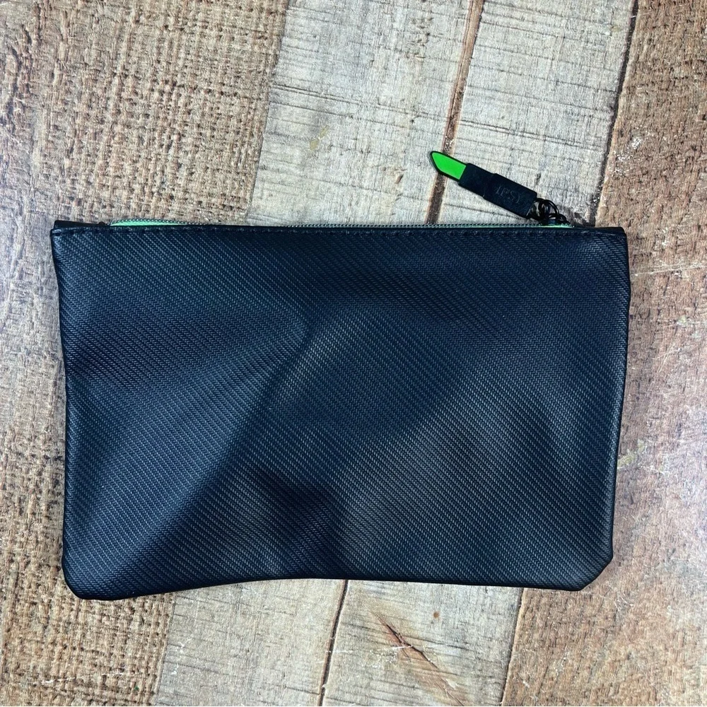 Ipsy Halloween Vampire Spider Web Velvet Bat Lips Spooky Makeup Bag Bundle